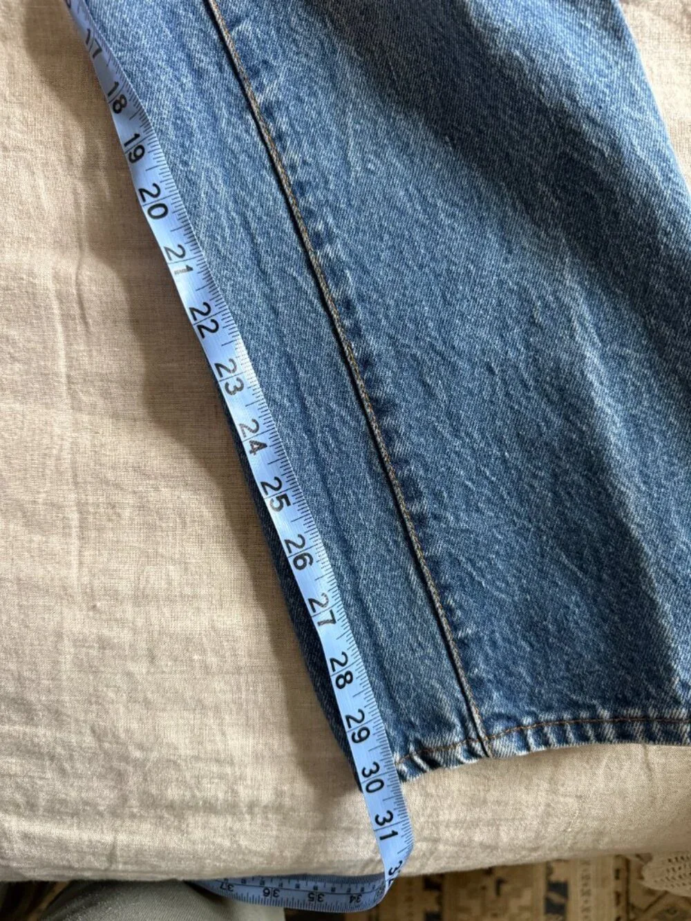 Vintage Levi’s 501 Jeans 18501‑0115 Straight Leg – Button Fly - Picture 8 of 11